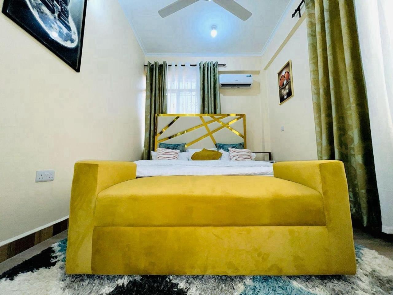 R&K Two Bedroom Apartment Dar es Salaam Exterior photo