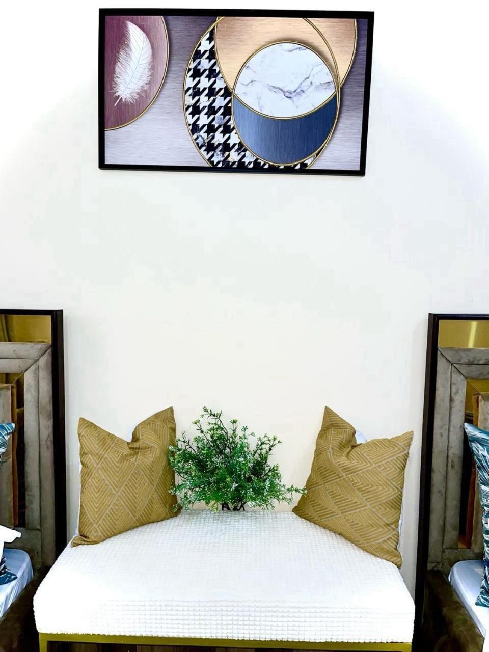 R&K Two Bedroom Apartment Dar es Salaam Exterior photo